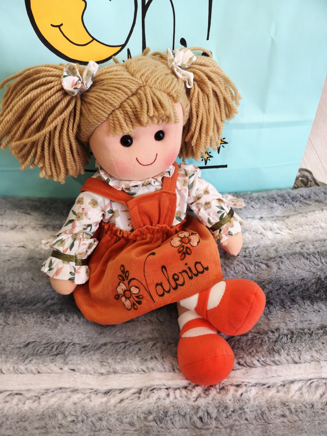 Muñeca trapo personalizada naranja